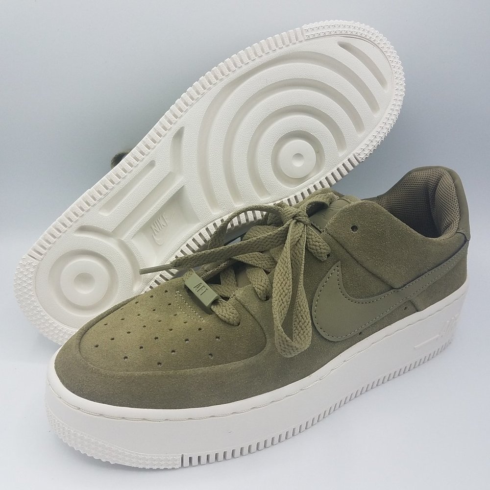 NEW Nike Air Force 1 Sage Low Trooper Suede AF-1